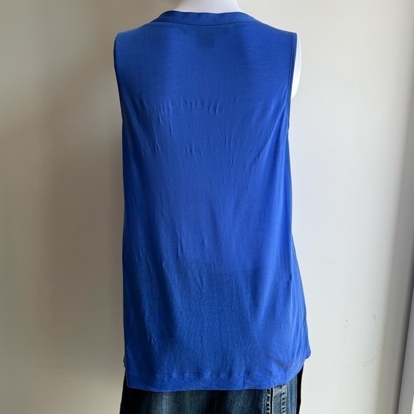 FRENCH CONNECTION | Blue Sleeveless Blouse with Neckline Detail - Picture 2 of 7